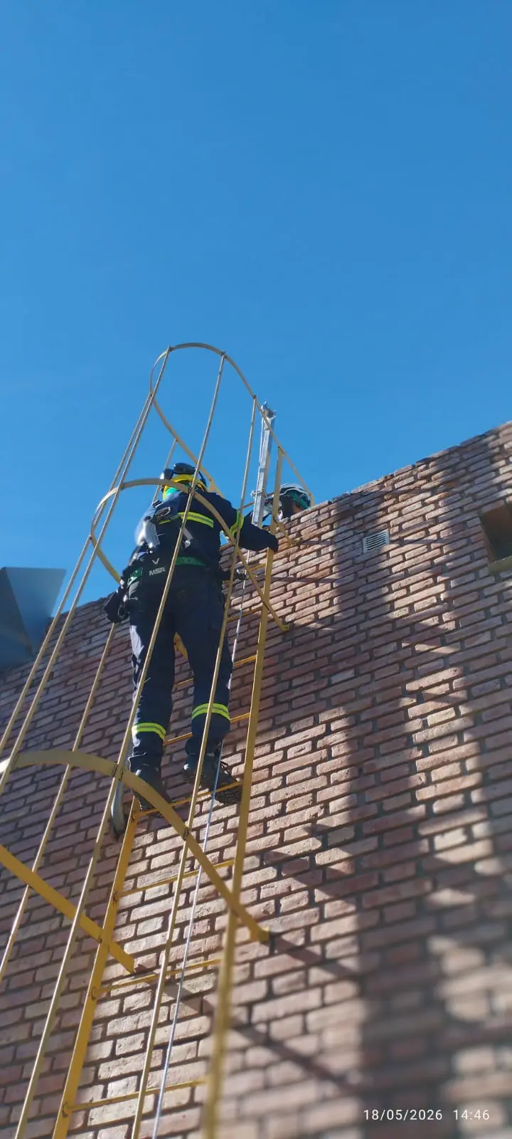 Instalación y certificación de líneas de vida